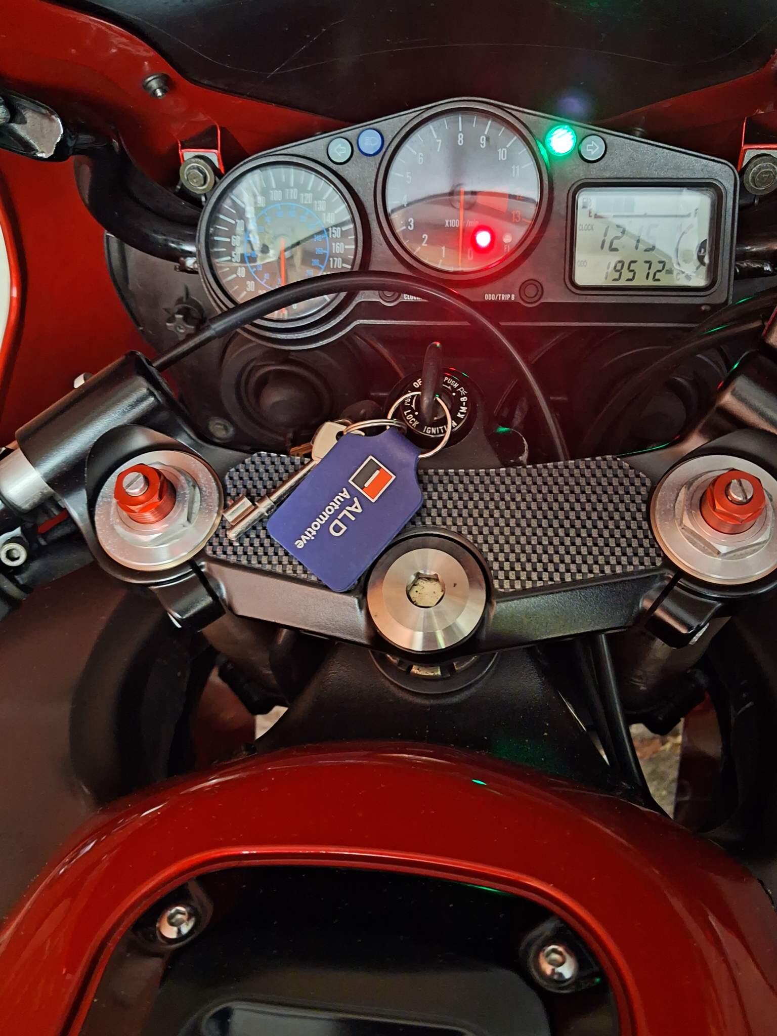 Kawasaki ZX-12R bikes for sale | AutoTrader Bikes
